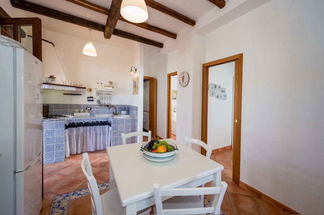 Nuova Villa Intera Guidaloca Scopello  Exteriör bild